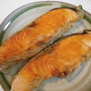 オーブントースターで鮭のみりん焼き。